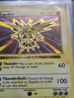 Pokemon Zapdos 1st Edition Base Set Shadowless Holo Rare 16/102 1999 - Image 4