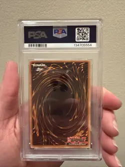 Yu-Gi-Oh Gaia the Fierce Knight 2002 LOB-006 Ultra Rare PSA 8 - Image 2