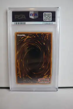 PSA 8 -2004 YU-GI-OH! MASTER COLLECTION VOLUME 1BARREL DRAGON EN002 👀 🔥👀 - Image 2