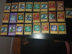 Vintage Yu-Gi-Oh TCG Card Lot Of 25 Elemental Hero Cards 1st/Unlimited Edition - Image 1