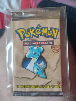 pokemon fossil 1st edition booster pack - Image 1