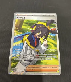 Kieran 206/167 Pokemon TCG S&V Twilight Masquerade Trainer Ultra Rare English ++ - Image 1