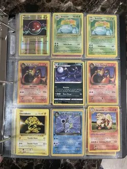pokemon binder collection Dark Charizard, Venusaur,dark Blastoise,Umbreon - Image 1