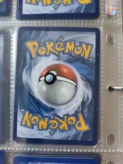 Pokemon TCG Pikachu Hidden Fates 19/68 Regular Common - Image 3