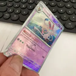 Sylveon 040/131 Masterball Prismatic Evolutions - Pokemon TCG - Image 3