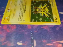 Zapdos 150/147 - Secret Rare Supreme Victors - LP Pokemon Card (2009) - Image 4