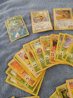 Lot of *DAMAGED* Pokemon Cards - - Image 2
