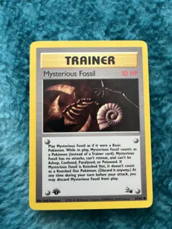 Pokemon WOTC TCG VTG Mysterious Fossil 62/62 Fossil 1st Edition - Image 1