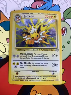 LP Pokemon TCG Jolteon Holo 4/64 (Jungle / Unlimited / 1999) - Image 1