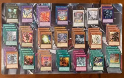 Yugioh! A BUDGET, COMPLETE Blue-Eyes White Dragon Deck! Great Extra Deck! - Image 1