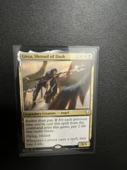 Liesa, Shroud of Dusk Commander Legends Regular - Image 1