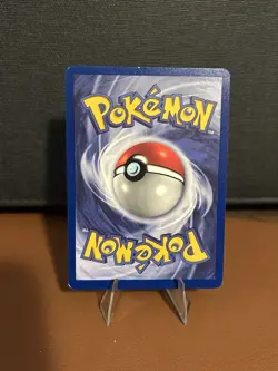 Pokemon TCG Venomoth Base Set 2 Regular Card 031/130 - Image 2