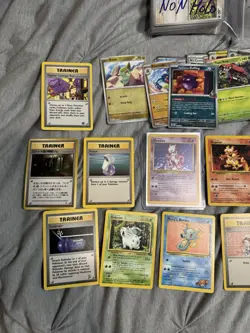 Pokemon Bulk With Base Set Mewtwo- 230+ Cards- 16 Bonus Vintage- 30 Modern Holo - Image 2
