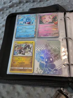 Pokemon Album Binder With 96 Cards - Image 2
