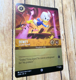 Dewey Lovable Showoff Foil 2/204 Disney Lorcana Reign of Jafar - Image 1
