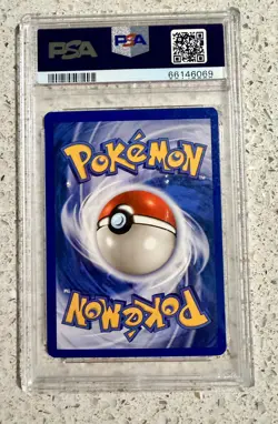 Pokemon Scyther Jungle 10/64 Holo NO SYMBOL Rare PSA NM-MT 8 - Image 2
