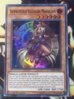 Yugioh: Apprentice Illusion Magician - LED6-EN007 - Super Rare - 1st Edition NM - Image 1