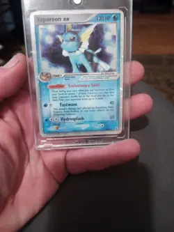 Pokemon TCG Vaporeon EX Holo Ultra Rare Card 110/113 Delta Species - Image 2