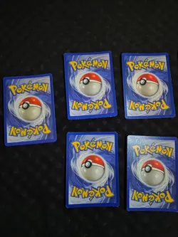 Vintage Wotc Pokemon bulk lot 336 cards. Base, Jungle, Fossil, and Holos. - Image 5