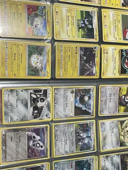 Pokemon TCG HeartGold & SoulSilver Card Binder | Vintage Lot 2007 - 2018 Eras - Image 4