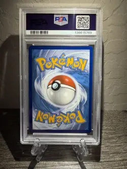 🔥Umbreon V #203🔥 2022 Pokemon TCG Swsh Black Star Promo 💎PSA 8 NM💎 - Image 2