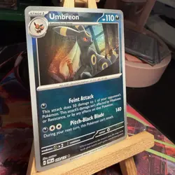 Umbreon (Poke Ball Pattern) 059/131 Prismatic Evolutions Holo Pokemon TCG MINT - Image 2
