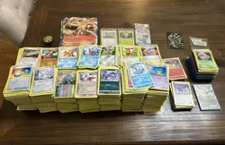 POKEMON LOT 3000+ CARDS. VINTAGE, Holos, Commons, Uncommons, Rares. +EXTRAS. - Image 1