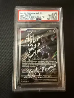 Pokemon Mewtwo TCG Black Star Promos SVP052 Signed Jay Goede With Illustration - Image 1