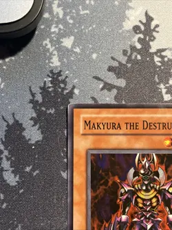 Makyura the Destructor DB1-EN169 Dark Beginning 1 Unlimited - Image 5