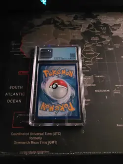 2017 Pokemon CHARIZARD GX Holo Sun & Moon Burning Shadows Rare 20/147 CGC 9.5 - Image 2
