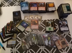 Magic The Gathering Lot Of 600+ Of Cards Final Fantasy Foil And Non-foil M/NM - Image 1