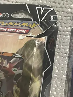 Victini V & Lycanroc V Battle Deck 2022, *DAMAGED BOX* Pokemon - Image 3