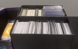 Pokemon TCG Lot 750x cards + RARE ERROR CARD + FREE EXTRAS - Image 5