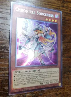 Chronicle Sorceress (CR) MZMU-EN032 Collector's Rare Yugioh Maze of Muertos NM - Image 1