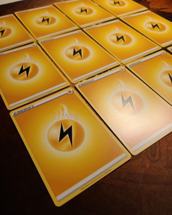 Lot of 12x Lightning Pokemon Basic Energy Cards! Common M/NM Great value, LOOK!! - Image 5