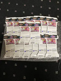 Pokemon TCG: Sword & Shield-Fusion Strike Sleeved Booster Pack (15x Packs) 820650809163 - Image 2