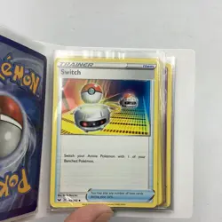 32 x Official Nintendo Pokemon Trading Cards With Mini Portfolio (T3) NS#8743 - Image 3