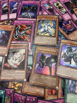 105 LOT Vintage Yugioh Card Collection 1996 - Image 3