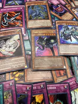 105 LOT Vintage Yugioh Card Collection 1996 - Image 4