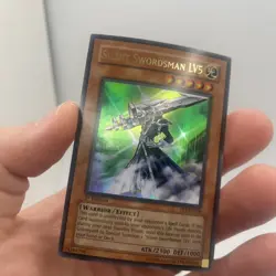Yugioh Silent Swordsman LV5 FET-EN008 1st Edition Ultra Rare - Image 3