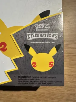 ENGLISCH ! Pokemon Celebrations - 25th Anniversary Ultra Premium Collection Box - Image 3