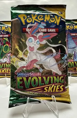 Pokemon Sword And Shield Evolving Skies Booster Pack - Image 3