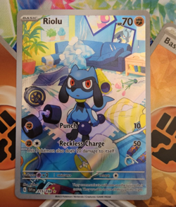 Riolu 215/19 - Pokemon TCG Scarlet & Violet Base Set - Illustration Rare NM - Image 2