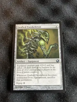 Grafted Exoskeleton Scars of Mirrodin Regular - Image 1