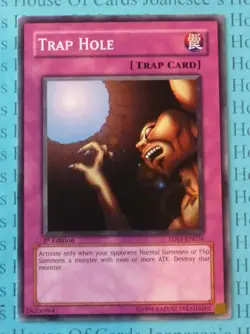 Trap Hole 5DS1-EN036 Yu-Gi-Oh Card 1st Edition New - Image 1