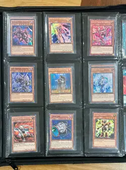 YuGiOh Lot of 740+ Cards including a Folder (Please Read) - Image 3