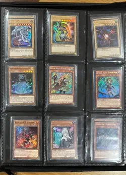 YuGiOh Lot of 740+ Cards including a Folder (Please Read) - Image 5