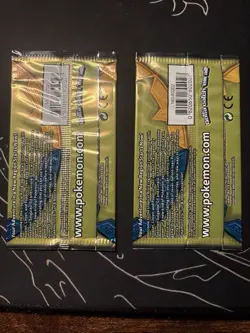 Pokemon TCG Sun & Moon 3 Card Pack - Image 2