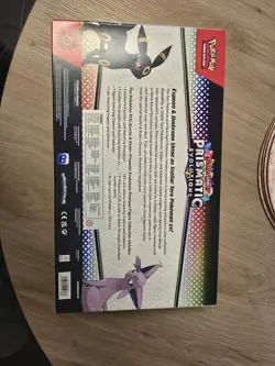 Pokemon TCG Prismatic Evolutions Premium Figure Collection (Slightly Damaged) - Image 4