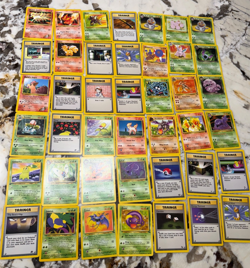 42 random trading card Pokemon lot- 1990s VINTAGE Lot 3 - Image 1